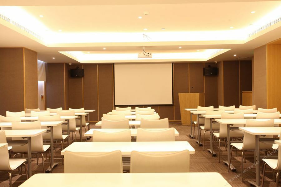 Ji Hotel Shanghai Chuansha Chengnan Road Экстерьер фото